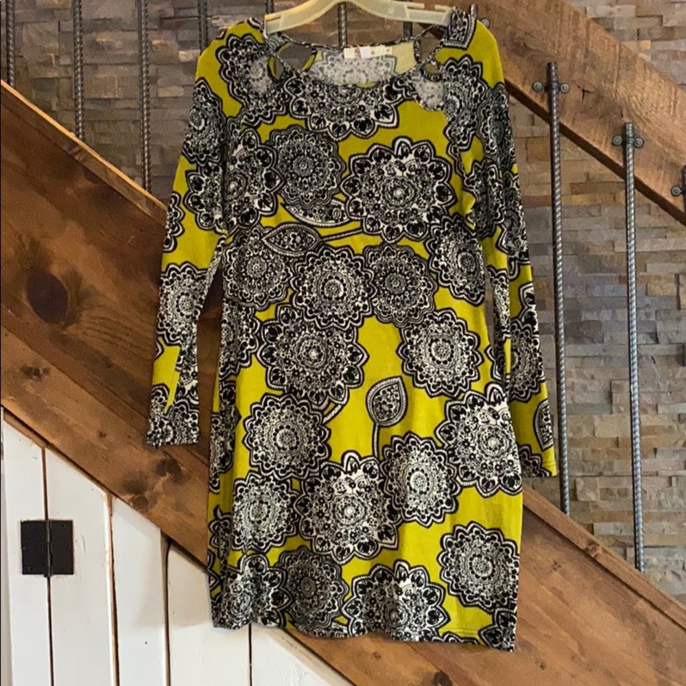 Aryeh Dress